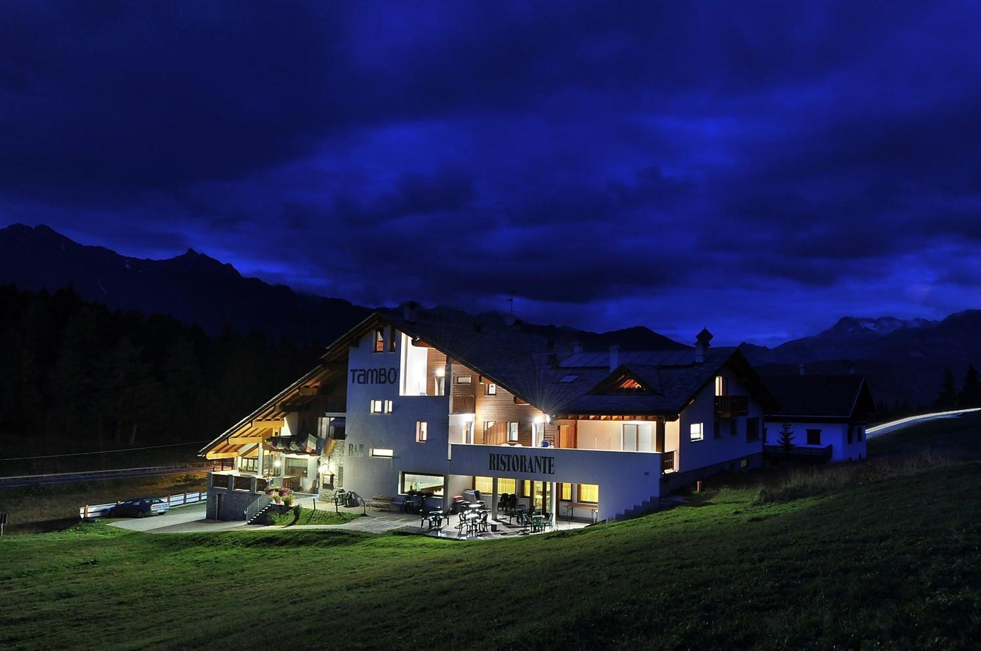 Hotel Tambo Campodolcino Extérieur photo